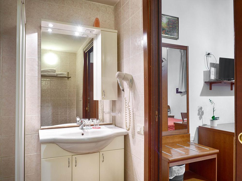 Sunny Guest House Ρώμη Εξωτερικό φωτογραφία
